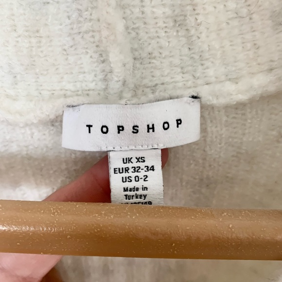 Topshop Sweater off white/cream color, worn once, excellent condition - Picture 2 of 4